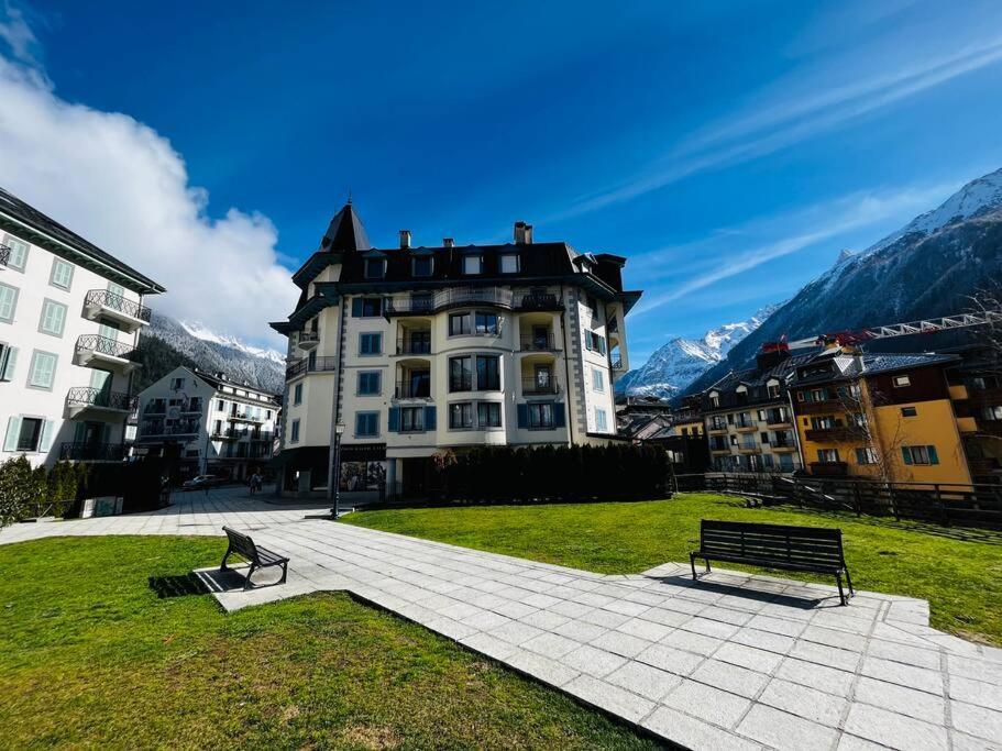 Centre, « lucille »,balcon, Vue Imprenable Et Parking Appartement